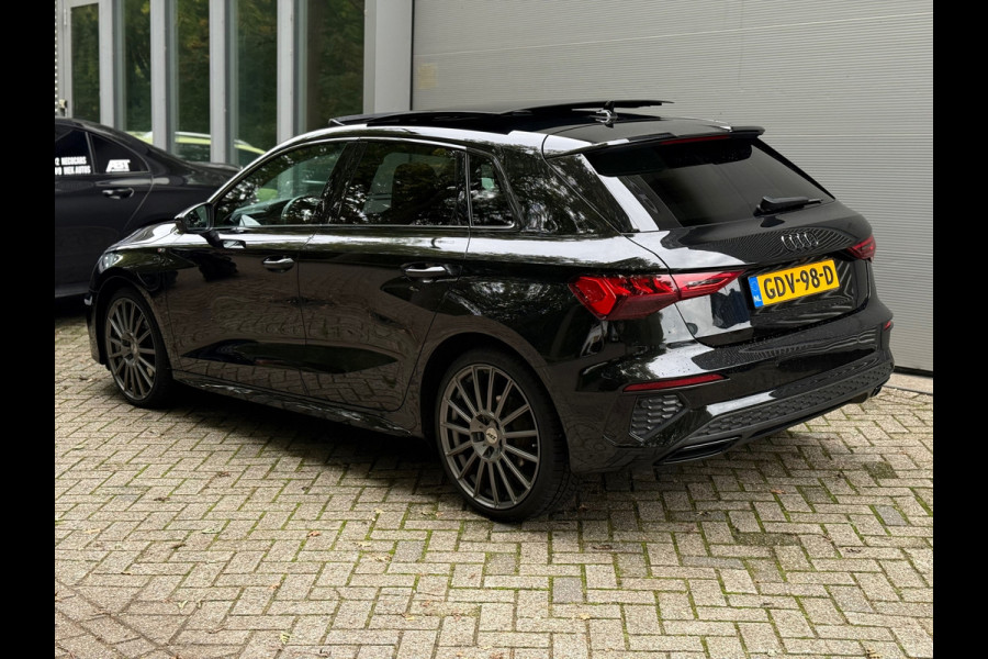 Audi A3 Sportback 45 TFSI e S edition Competition l Pano l Alcantara Diamond stiksels l Virtual l Winterbanden l
