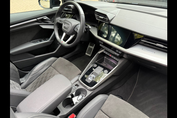 Audi A3 Sportback 45 TFSI e S edition Competition l Pano l Alcantara Diamond stiksels l Virtual l Winterbanden l