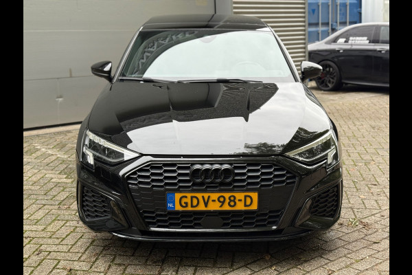 Audi A3 Sportback 45 TFSI e S edition Competition l Pano l Alcantara Diamond stiksels l Virtual l Winterbanden l