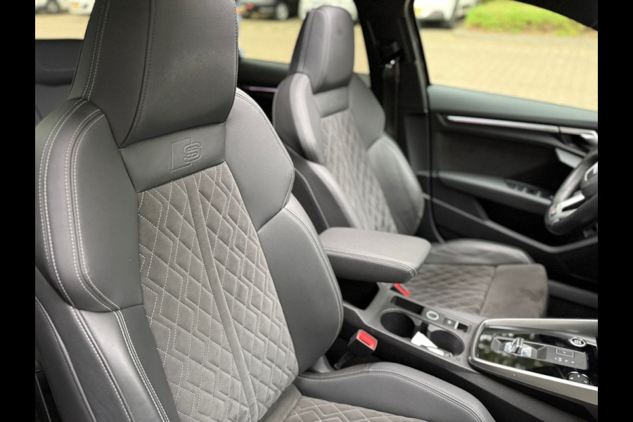 Audi A3 Sportback 45 TFSI e S edition Competition l Pano l Alcantara Diamond stiksels l Virtual l Winterbanden l
