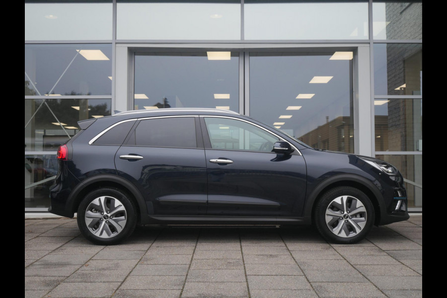 Kia e-Niro ExecutiveLine 64 kWh | 3Fase | Schuif/kantel dak | Stoel verwarming / ventilatie |