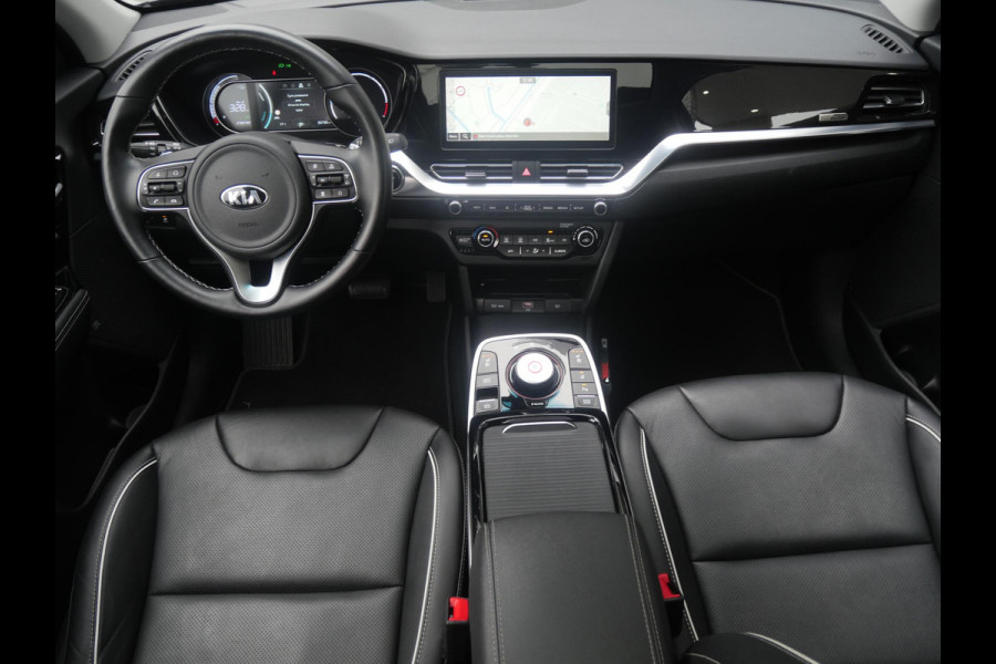 Kia e-Niro ExecutiveLine 64 kWh | 3Fase | Schuif/kantel dak | Stoel verwarming / ventilatie |