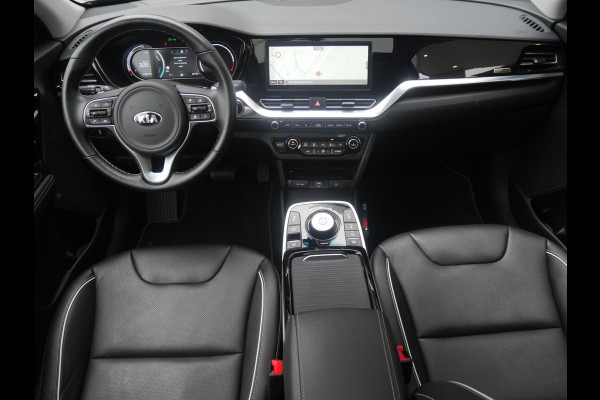 Kia e-Niro ExecutiveLine 64 kWh | 3Fase | Schuif/kantel dak | Stoel verwarming / ventilatie |