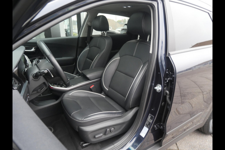 Kia e-Niro ExecutiveLine 64 kWh | 3Fase | Schuif/kantel dak | Stoel verwarming / ventilatie |