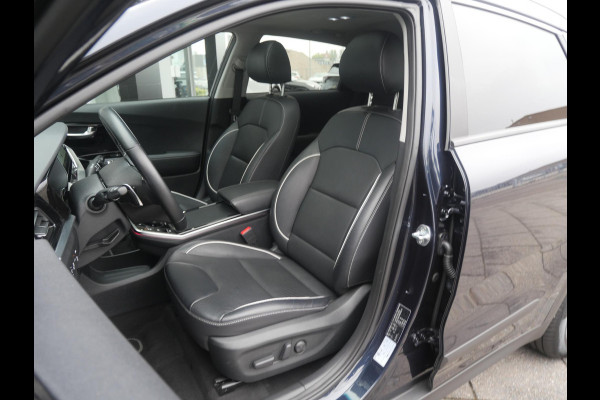 Kia e-Niro ExecutiveLine 64 kWh | 3Fase | Schuif/kantel dak | Stoel verwarming / ventilatie |