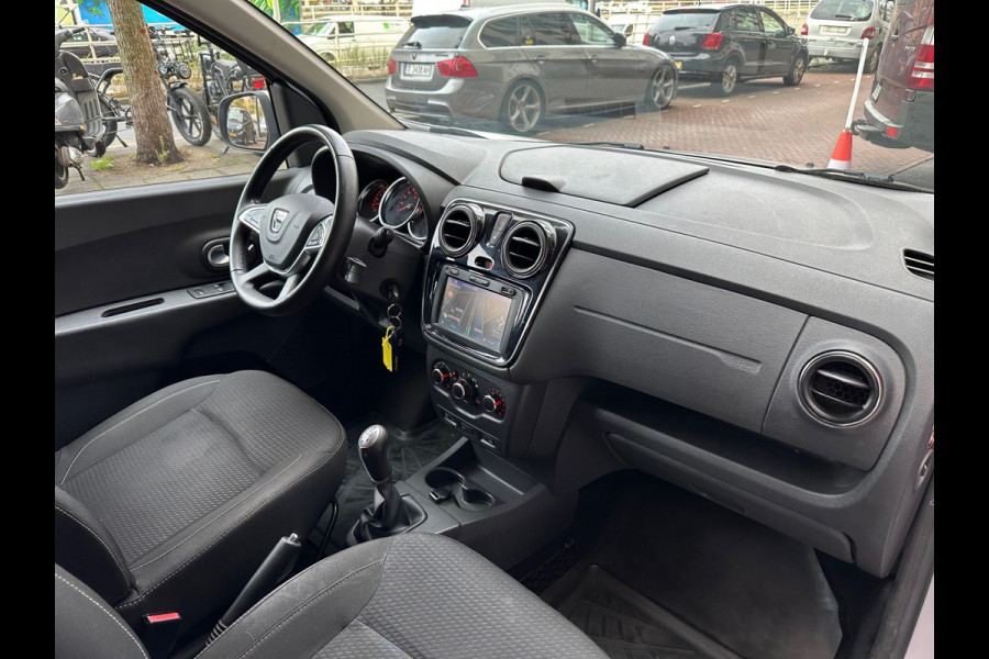 Dacia Lodgy 1.2 TCe Lauréate 7 Persoons Navi Airco Camera