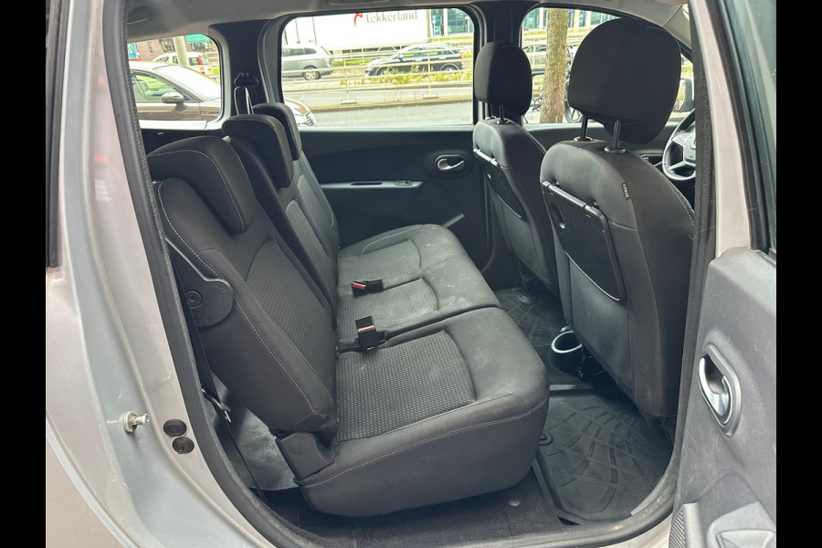 Dacia Lodgy 1.2 TCe Lauréate 7 Persoons Navi Airco Camera