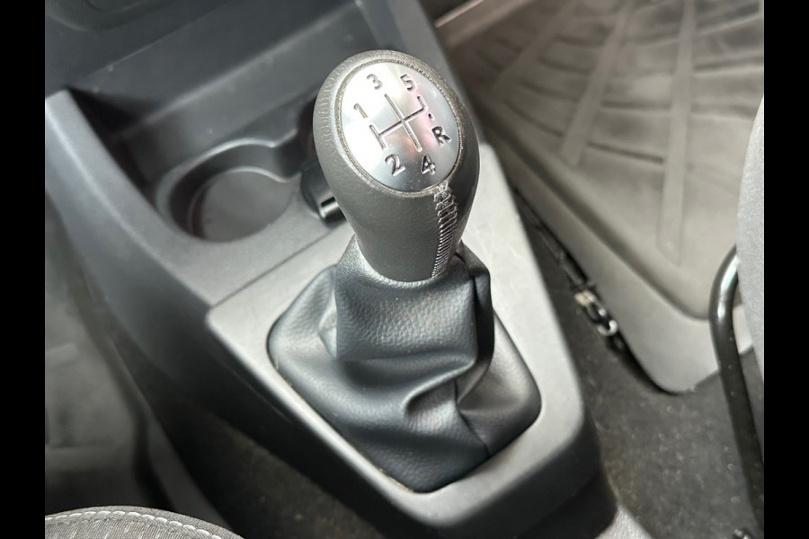 Dacia Lodgy 1.2 TCe Lauréate 7 Persoons Navi Airco Camera