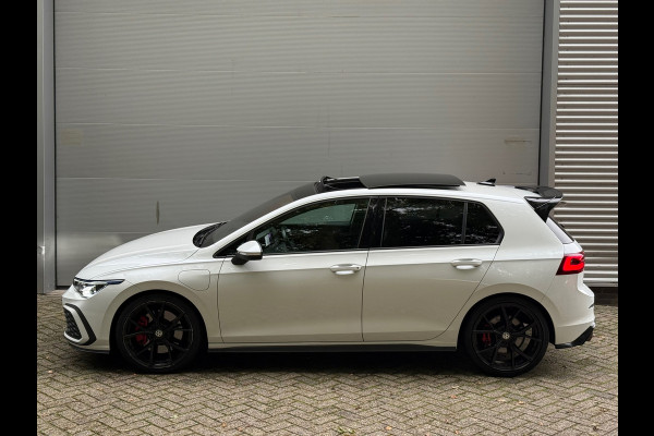 Volkswagen Golf 1.4 eHybrid GTE l Akrapovic l Pano l Volleder l Intelligent Light l ACC l Navi l Full Options l