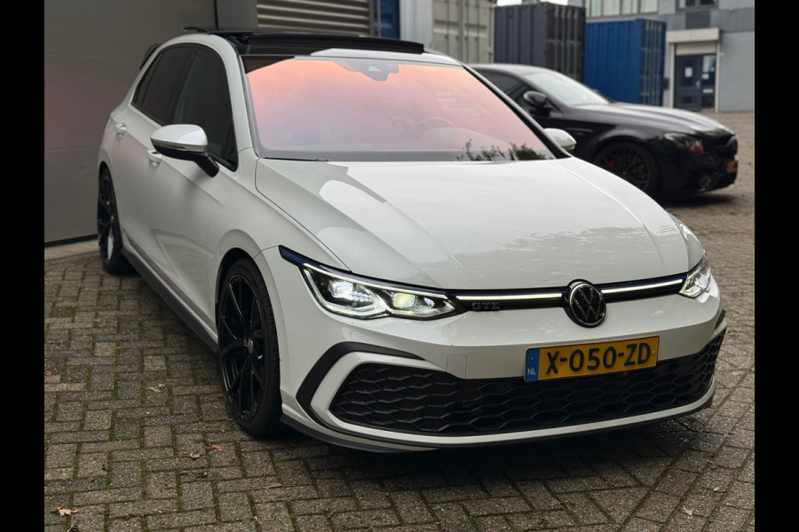 Volkswagen Golf 1.4 eHybrid GTE l Akrapovic l Pano l Volleder l Intelligent Light l ACC l Navi l Full Options l