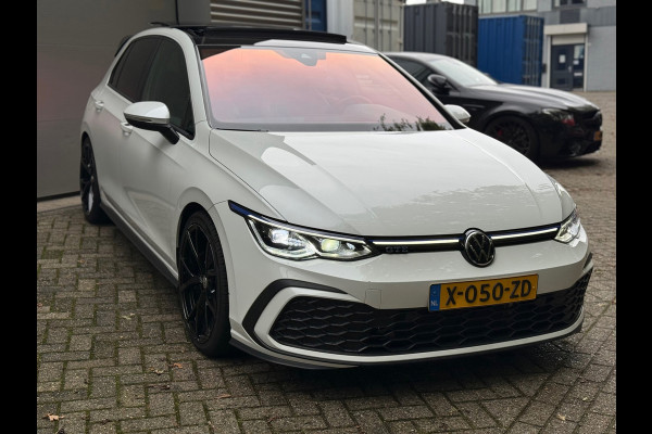 Volkswagen Golf 1.4 eHybrid GTE l Akrapovic l Pano l Volleder l Intelligent Light l ACC l Navi l Full Options l