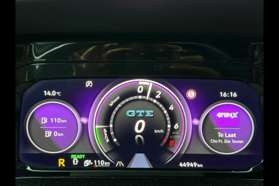 Volkswagen Golf 1.4 eHybrid GTE l Akrapovic l Pano l Volleder l Intelligent Light l ACC l Navi l Full Options l