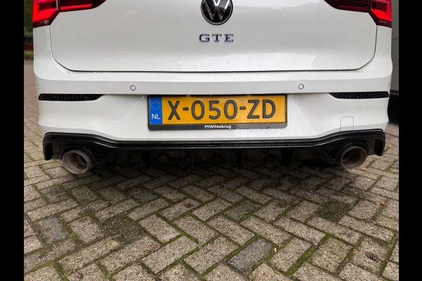 Volkswagen Golf 1.4 eHybrid GTE l Akrapovic l Pano l Volleder l Intelligent Light l ACC l Navi l Full Options l