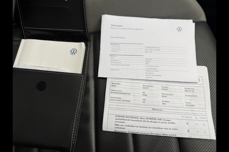 Volkswagen Golf 1.4 eHybrid GTE l Akrapovic l Pano l Volleder l Intelligent Light l ACC l Navi l Full Options l