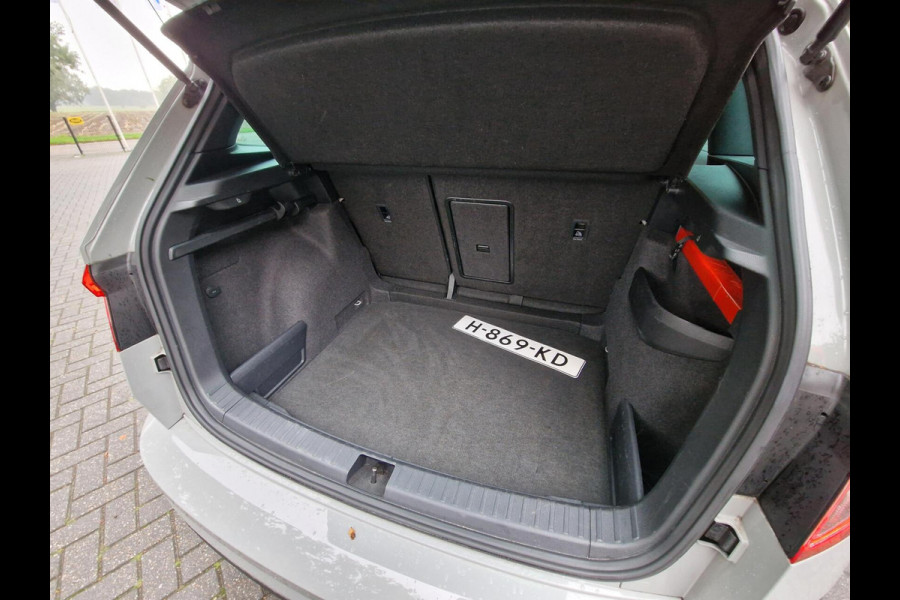 Škoda Karoq 1.5 TSI ACT DSG Sportline Business 150PK |Trekhaak|LED|Camera|PDC|Cruise|Digi-dash|