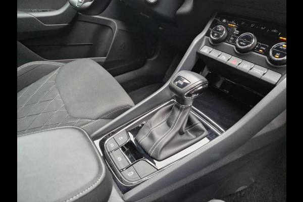 Škoda Karoq 1.5 TSI ACT DSG Sportline Business 150PK |Trekhaak|LED|Camera|PDC|Cruise|Digi-dash|
