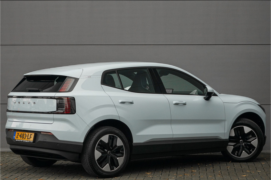 Volvo EX30 Single Motor Extended Range Core 69 kWh Ori NL 1e Eig 18"