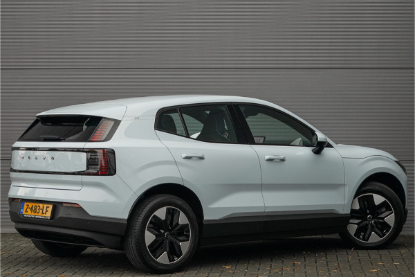 Volvo EX30 Single Motor Extended Range Core 69 kWh Ori NL 1e Eig 18"