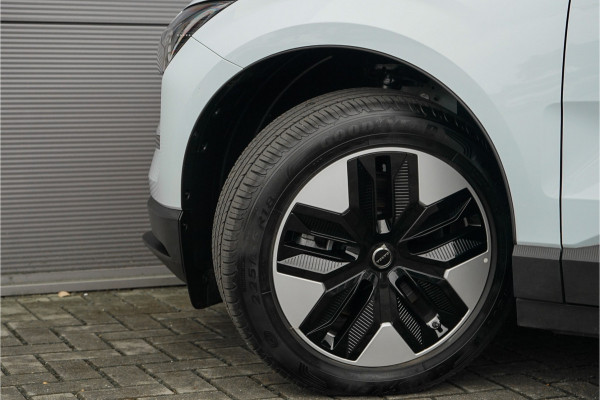 Volvo EX30 Single Motor Extended Range Core 69 kWh Ori NL 1e Eig 18"