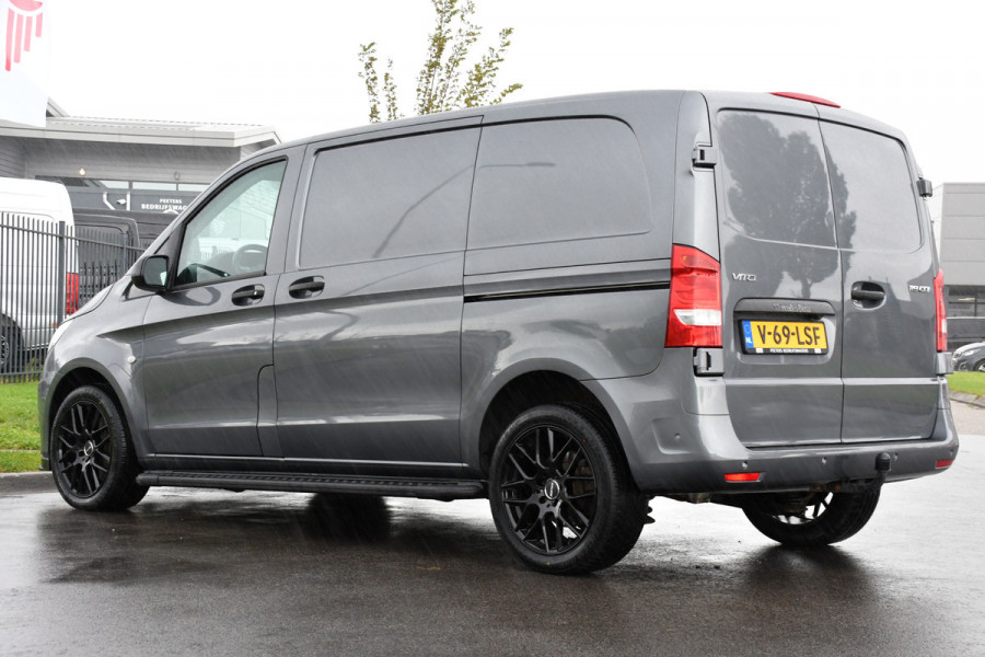 Mercedes-Benz Vito 119 CDI AMG Edition Adaptieve Cruise, Camera, LED, Carplay, 2 x Schuifdeur, Leder, Stoelverwarming, Uniek!
