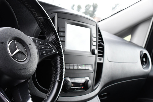 Mercedes-Benz Vito 119 CDI AMG Edition Adaptieve Cruise, Camera, LED, Carplay, 2 x Schuifdeur, Leder, Stoelverwarming, Uniek!