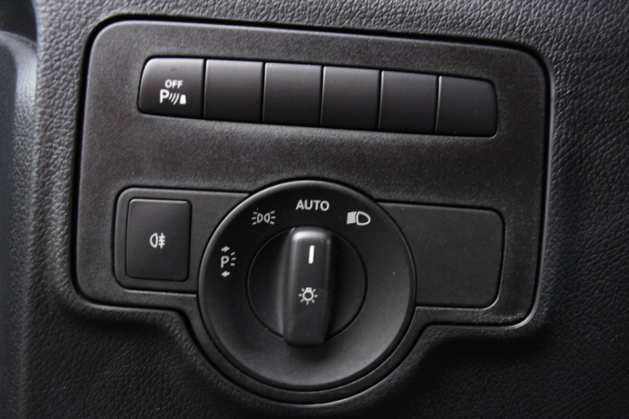 Mercedes-Benz Vito 119 CDI AMG Edition Adaptieve Cruise, Camera, LED, Carplay, 2 x Schuifdeur, Leder, Stoelverwarming, Uniek!