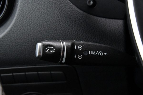 Mercedes-Benz Vito 119 CDI AMG Edition Adaptieve Cruise, Camera, LED, Carplay, 2 x Schuifdeur, Leder, Stoelverwarming, Uniek!