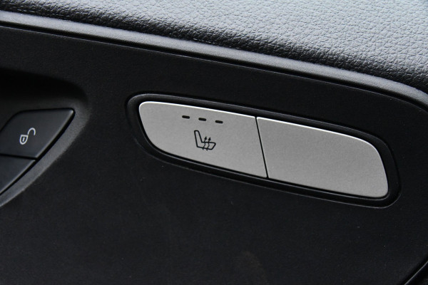 Mercedes-Benz Vito 119 CDI AMG Edition Adaptieve Cruise, Camera, LED, Carplay, 2 x Schuifdeur, Leder, Stoelverwarming, Uniek!