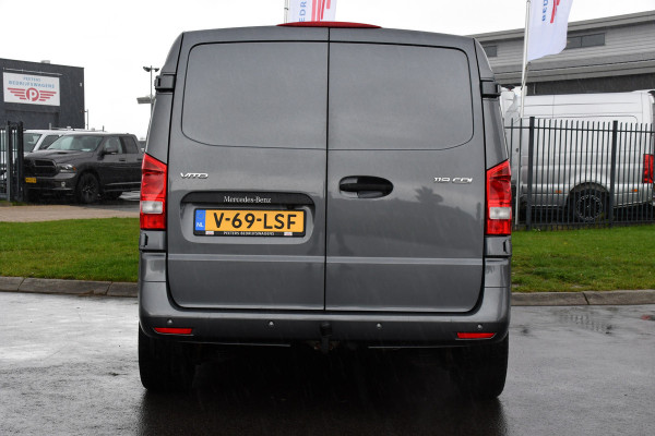 Mercedes-Benz Vito 119 CDI AMG Edition Adaptieve Cruise, Camera, LED, Carplay, 2 x Schuifdeur, Leder, Stoelverwarming, Uniek!