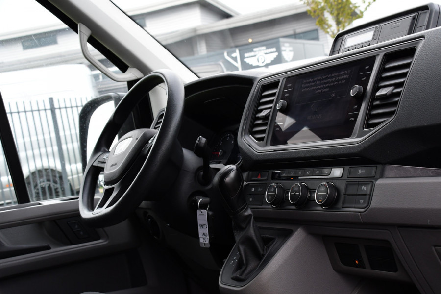 MAN TGE 35 2.0 L3H3 Black Edition Adaptieve Cruise, Camera, Clima, LED, Stoelverwarming, 177PK, Automaat, Carplay, NAVI, Uniek!