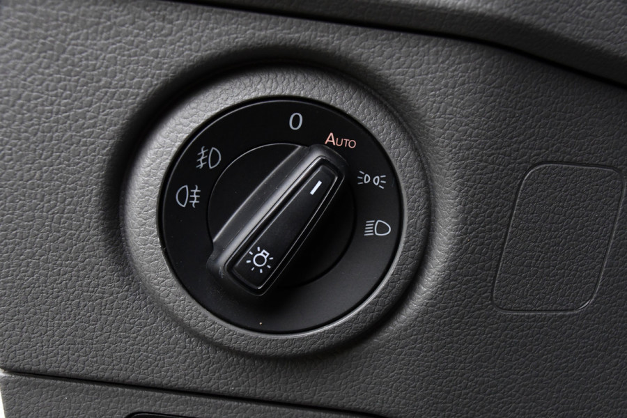 MAN TGE 35 2.0 L3H3 Black Edition Adaptieve Cruise, Camera, Clima, LED, Stoelverwarming, 177PK, Automaat, Carplay, NAVI, Uniek!