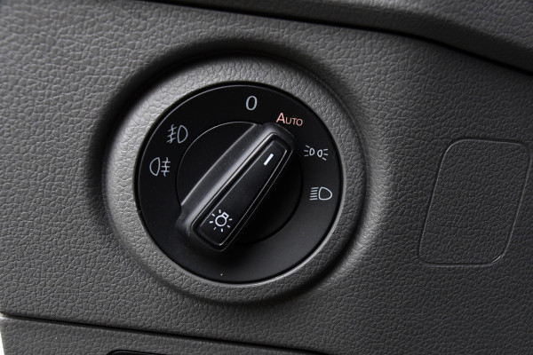 MAN TGE 35 2.0 L3H3 Black Edition Adaptieve Cruise, Camera, Clima, LED, Stoelverwarming, 177PK, Automaat, Carplay, NAVI, Uniek!