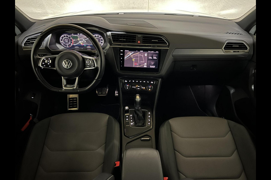 Volkswagen Tiguan 1.5 TSI R-Line Black Edition Pano Virtual Dynaudio 360° NAP