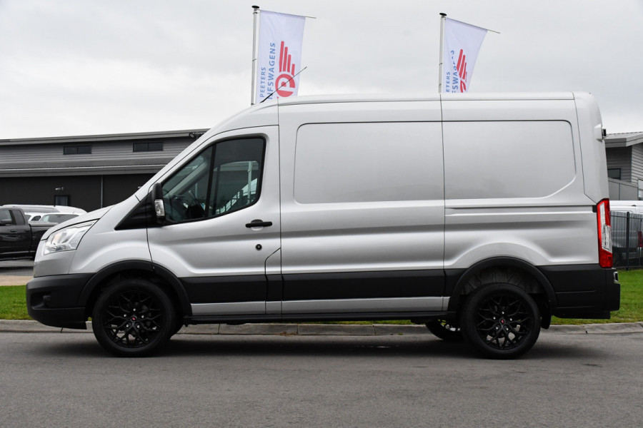 Ford Transit 2.0 TDCI L2H2 PB Edition Camera, Cruise, Carplay, Automaat, 130pk, Multimedia, Trekhaak, NAVI, Uniek!