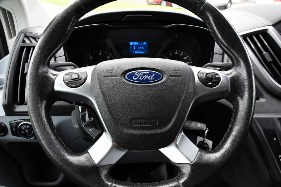 Ford Transit 2.0 TDCI L2H2 PB Edition Camera, Cruise, Carplay, Automaat, 130pk, Multimedia, Trekhaak, NAVI, Uniek!