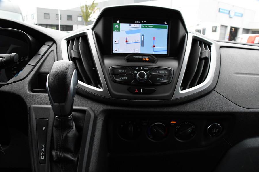 Ford Transit 2.0 TDCI L2H2 PB Edition Camera, Cruise, Carplay, Automaat, 130pk, Multimedia, Trekhaak, NAVI, Uniek!