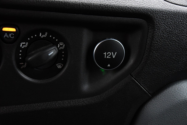 Ford Transit 2.0 TDCI L2H2 PB Edition Camera, Cruise, Carplay, Automaat, 130pk, Multimedia, Trekhaak, NAVI, Uniek!