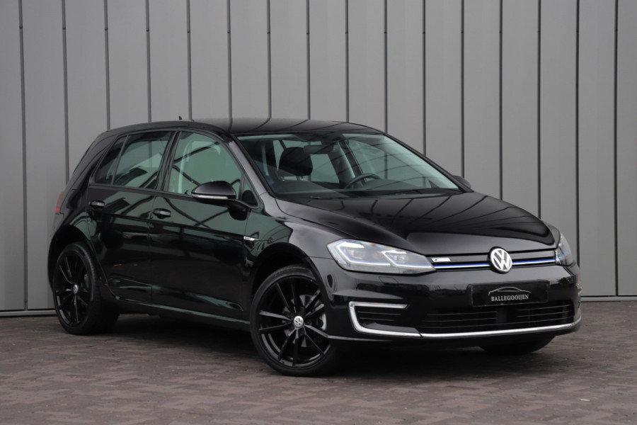 Volkswagen e-Golf E-DITION 36kWh | 136PK | Stoelverwarming | ACC | Led plus | Pdc | Clima | 18'' Pretoria | NL-Auto | 2020.