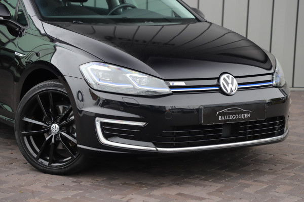Volkswagen e-Golf E-DITION 36kWh | 136PK | Stoelverwarming | ACC | Led plus | Pdc | Clima | 18'' Pretoria | NL-Auto | 2020.