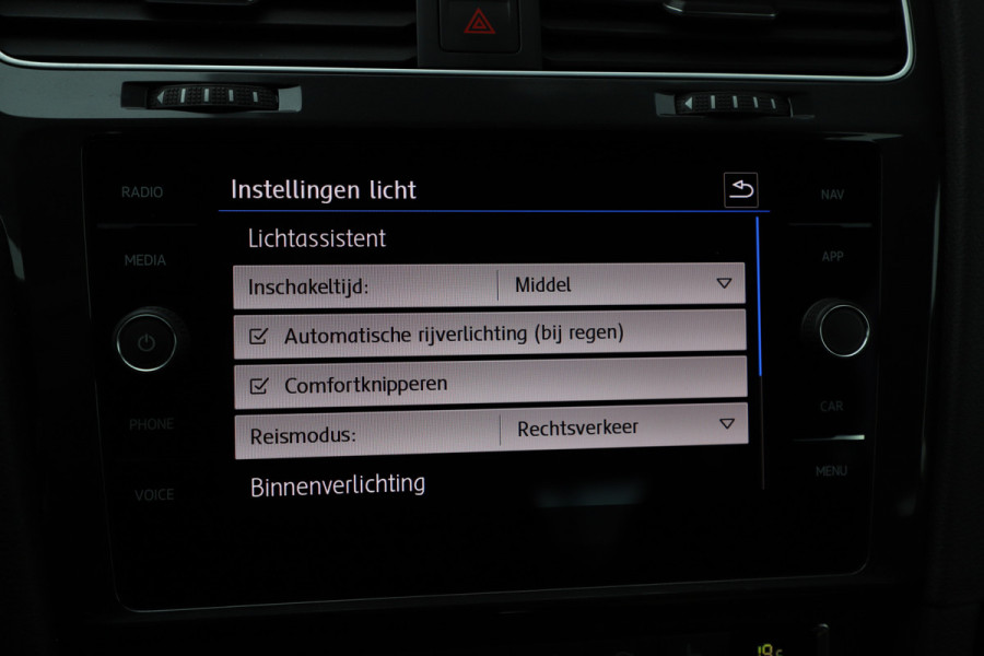 Volkswagen e-Golf E-DITION 36kWh | 136PK | Stoelverwarming | ACC | Led plus | Pdc | Clima | 18'' Pretoria | NL-Auto | 2020.