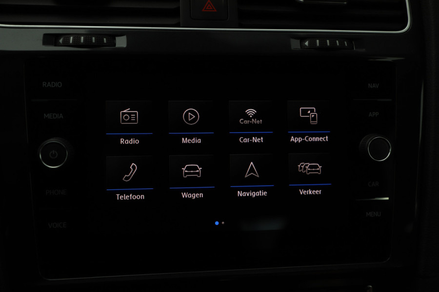 Volkswagen e-Golf E-DITION 36kWh | 136PK | Stoelverwarming | ACC | Led plus | Pdc | Clima | 18'' Pretoria | NL-Auto | 2020.