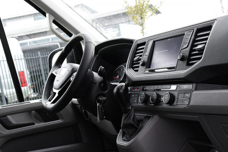 MAN TGE 35 2.0 L4H3 Black Edition Camera, Cruise, Carplay, LED, 177PK, Multimedia, Clima, Stoelverarming, Automaat, Uniek!
