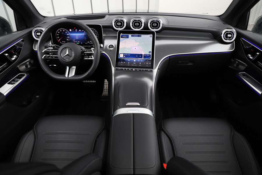 Mercedes-Benz GLC 400e AMG 4-Matic | 381PK | Head-up | Keyles-go | Pano | Sfeerverlichting | Burmester | Digital-light | Distronic+ | Stuurwielver Mercedes-Benz GLC 400e AMG 4-Matic | 381PK | Head-up | Keyles-go | Pano | Sfeerverlichting | Burmester | Digital-light | Distronic+ | Stuurwielver