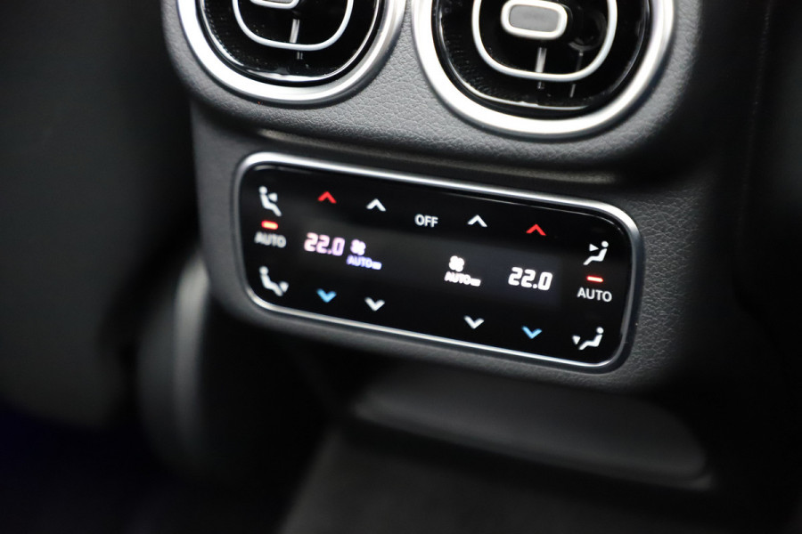 Mercedes-Benz GLC 400e AMG 4-Matic | 381PK | Head-up | Keyles-go | Pano | Sfeerverlichting | Burmester | Digital-light | Distronic+ | Stuurwielver Mercedes-Benz GLC 400e AMG 4-Matic | 381PK | Head-up | Keyles-go | Pano | Sfeerverlichting | Burmester | Digital-light | Distronic+ | Stuurwielver