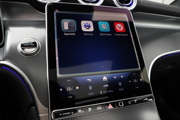 Mercedes-Benz GLC 400e AMG 4-Matic | 381PK | Head-up | Keyles-go | Pano | Sfeerverlichting | Burmester | Digital-light | Distronic+ | Stuurwielver Mercedes-Benz GLC 400e AMG 4-Matic | 381PK | Head-up | Keyles-go | Pano | Sfeerverlichting | Burmester | Digital-light | Distronic+ | Stuurwielver