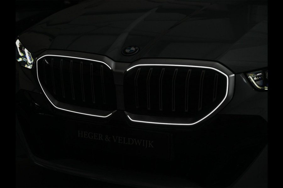 BMW 5 Serie Touring 530e xDrive M-SPORT | 360 CAMERA | ICONIC GRILL | HEAD-UP | ADAPTIVE LED | AMBIANCE VERLICHTING | COMFORT ACCESS | ADAPT