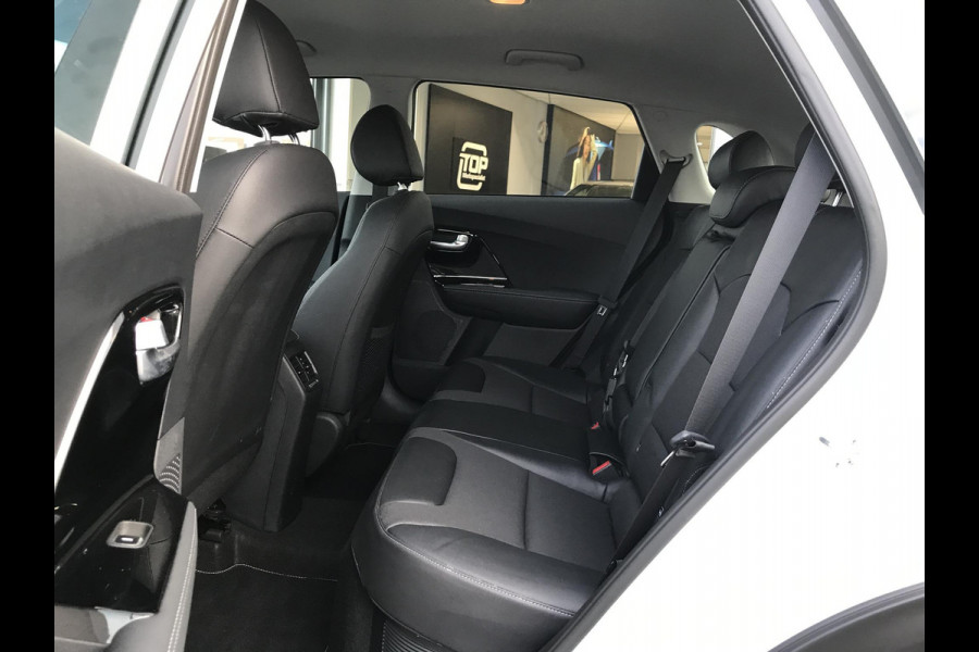 Kia Niro 1.6 PHEV DynamicLine 7 JAAR GARANTIE Kia Niro 1.6 GDi PHEV DynamicLine
