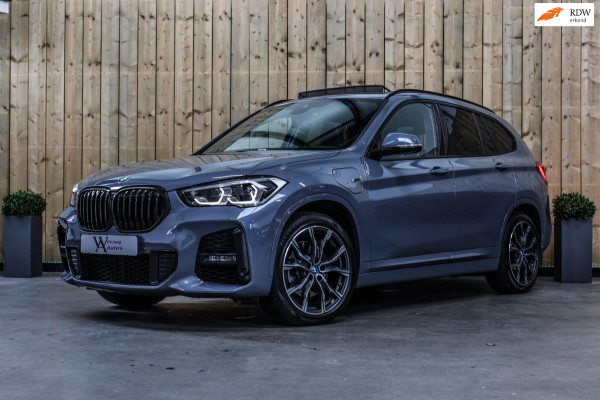 BMW X1 XDrive25e M-Sport *Pano*H/K*Head-Up*Keyless*Trekhaak*Led*