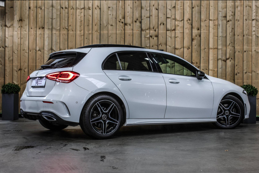 Mercedes-Benz A-Klasse 200 AMG *Pano*Camera*Stoelverwarming*Ambienteverlichting*