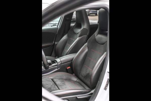 Mercedes-Benz A-Klasse 200 AMG *Pano*Camera*Stoelverwarming*Ambienteverlichting*
